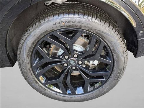 New 2026 Land Rover Discovery Sport Landmark AWD/4WD image 9