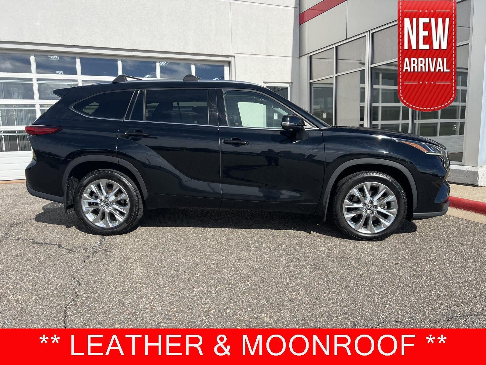 Used 2020 Toyota Highlander Limited AWD/4WD image 1