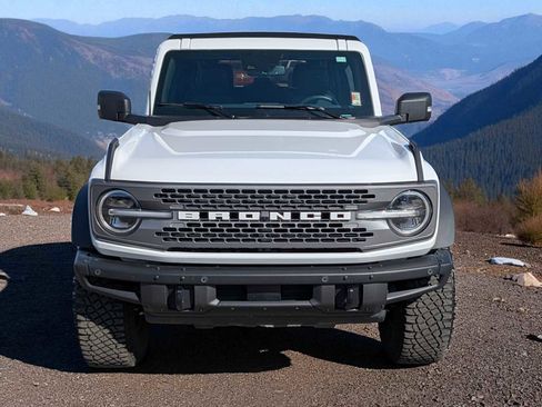 Certified 2024 Ford Bronco Badlands image 9