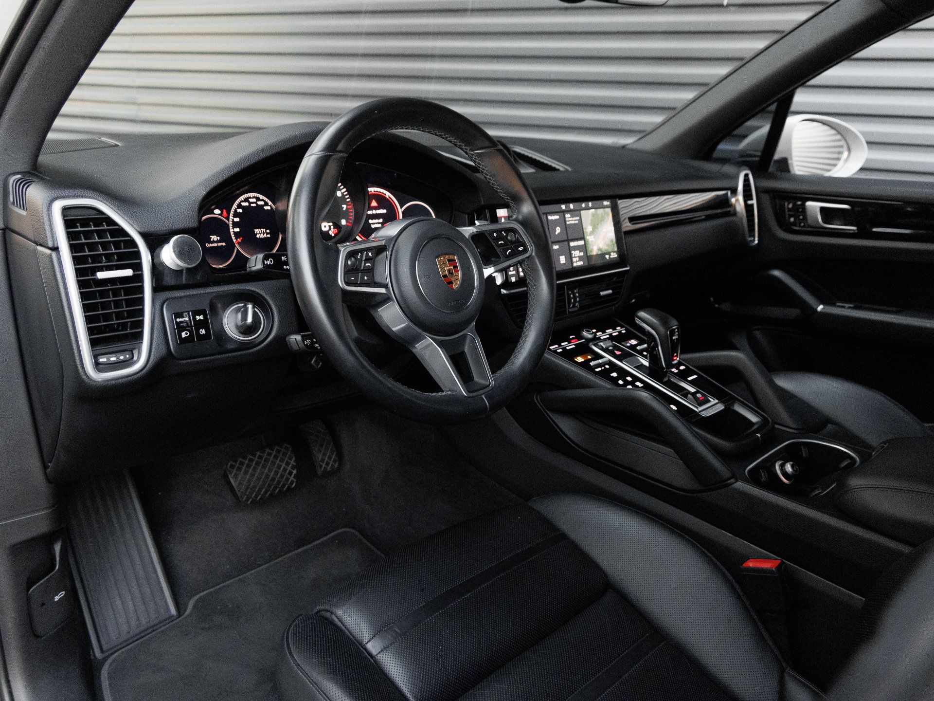 Certified 2020 Porsche Cayenne AWD/4WD image 4