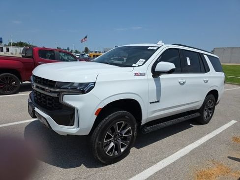 Used 2021 Chevrolet Tahoe Z71 AWD/4WD image 2