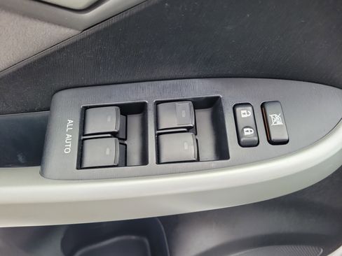 Used 2013 Toyota Prius Two image 17