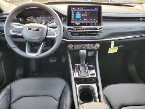 New 2026 Jeep Compass Limited image 19