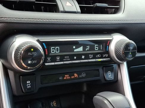 Used 2023 Toyota RAV4 XLE w/ Convenience Package AWD/4WD image 19