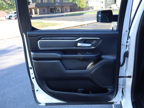 Used 2019 RAM 1500 Big Horn AWD/4WD image 24