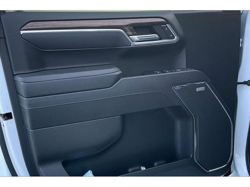 Used 2025 Chevrolet Silverado 1500 LT Trail Boss image 23