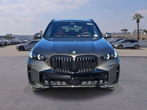 New 2026 BMW X5 sDrive40i w/ M Sport Package image 2
