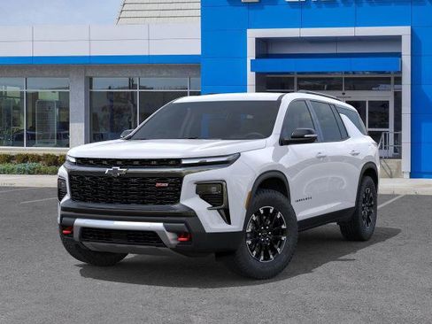 New 2026 Chevrolet Traverse Z71 w/ Enhanced Driving Package image 6