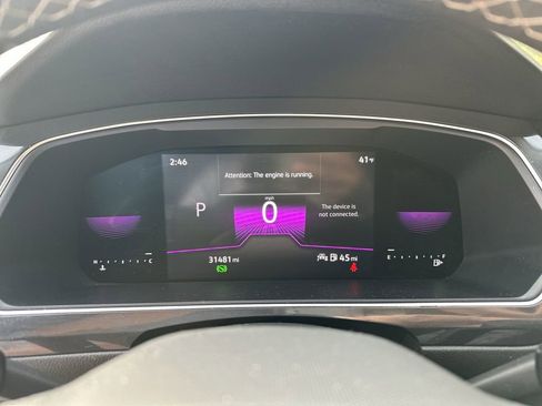 Used 2023 Volkswagen Tiguan SE R-Line image 16