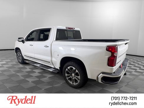 Used 2024 Chevrolet Silverado 1500 High Country image 3