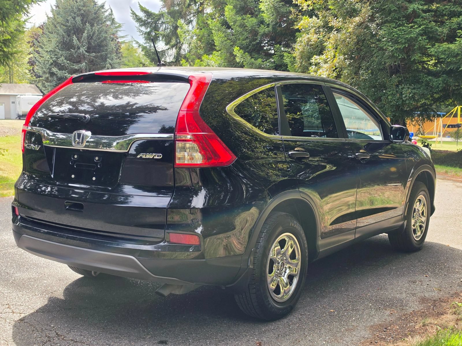 Used 2015 Honda CR-V LX image 5