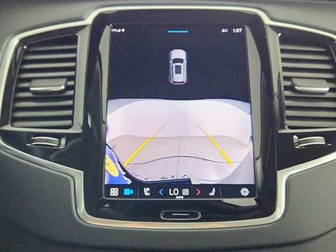 Used 2025 Volvo XC90 B6 Ultra w/ Protection Package Premier AWD/4WD image 19