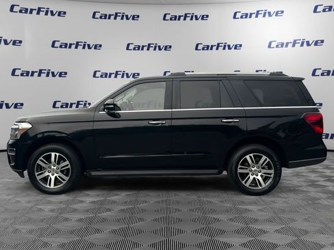 Used 2024 Ford Expedition Limited image 2