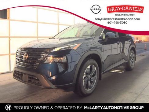 Certified 2025 Nissan Rogue SV w/ SV Premium Package FWD image 1