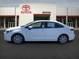 Certified 2022 Toyota Corolla LE image 2