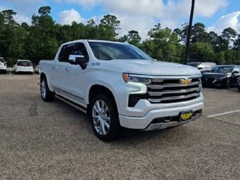 Certified 2024 Chevrolet Silverado 1500 High Country AWD/4WD image 1