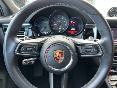 Certified 2024 Porsche Macan image 24
