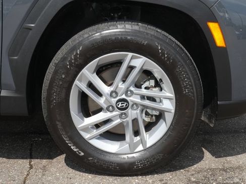 Used 2025 Hyundai Tucson SE AWD/4WD image 10