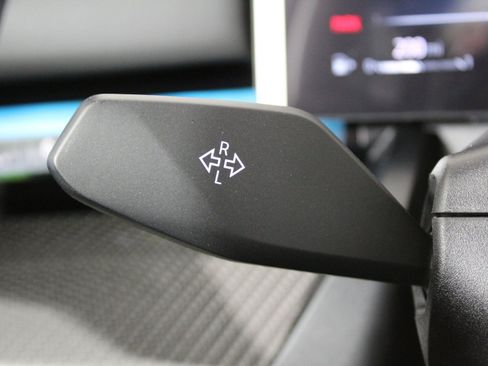 New 2026 BMW 540i xDrive w/ M Sport Package image 30