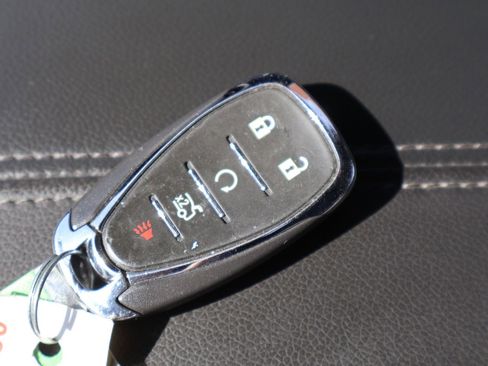 Used 2023 Chevrolet Malibu LT image 32