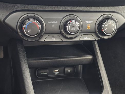 Used 2024 Kia Forte LXS image 19