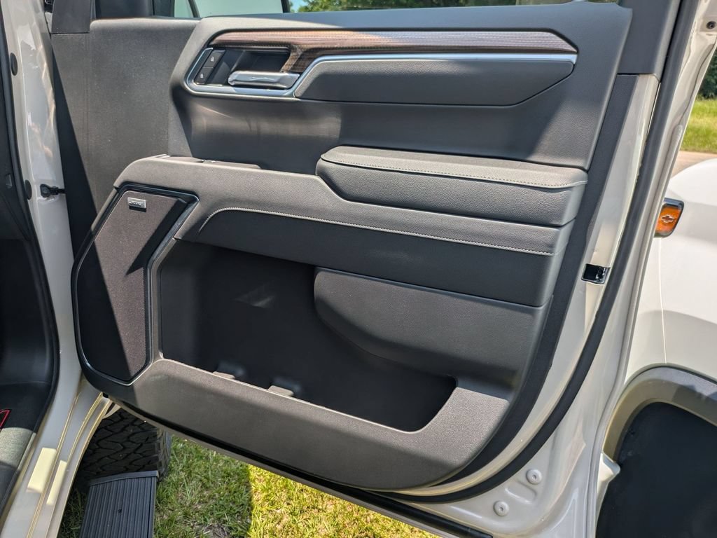New 2026 Chevrolet Silverado 1500 RST AWD/4WD image 36