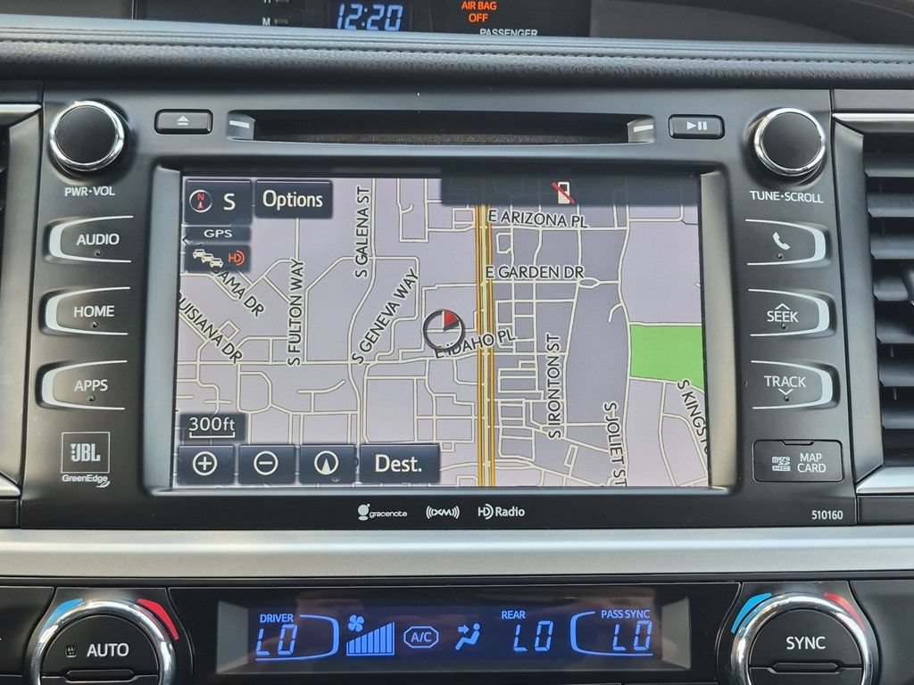 Used 2016 Toyota Highlander Limited Platinum AWD/4WD image 25