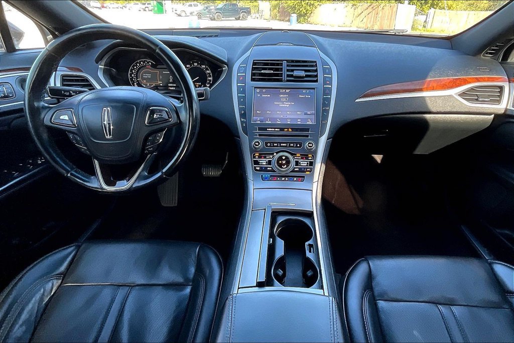 Used 2020 Lincoln MKZ Reserve w/ Elements Package FWD image 5