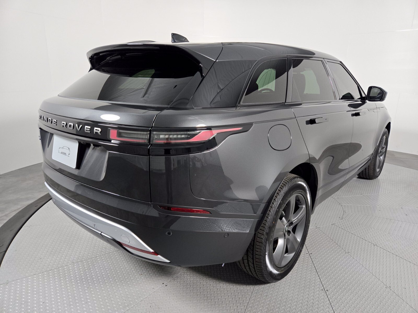 New 2026 Land Rover Range Rover Velar S AWD/4WD image 2