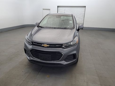 Used 2020 Chevrolet Trax LS w/ Tint and Cruise Package AWD/4WD image 15