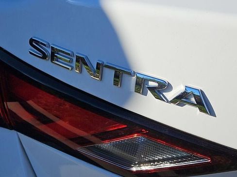 Used 2022 Nissan Sentra SV image 36