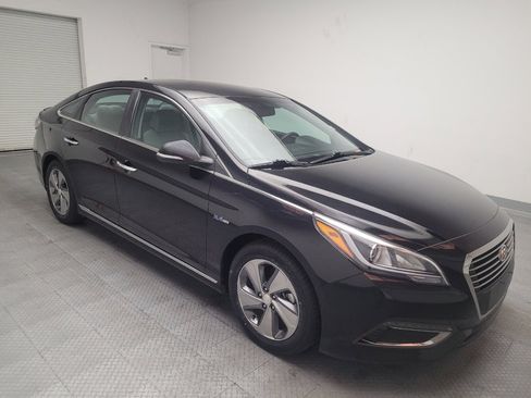 Used 2016 Hyundai Sonata Plug-In Hybrid image 13