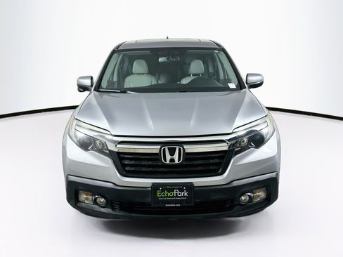 Used 2019 Honda Ridgeline RTL-T image 2