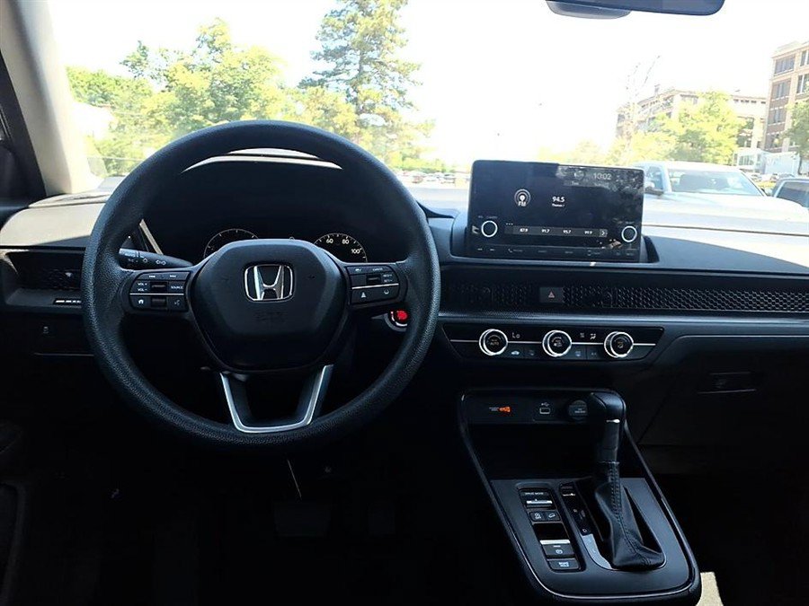 Used 2025 Honda CR-V LX image 14