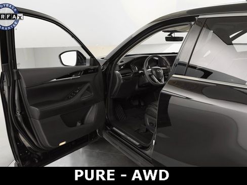 Used 2024 INFINITI QX60 Pure image 10