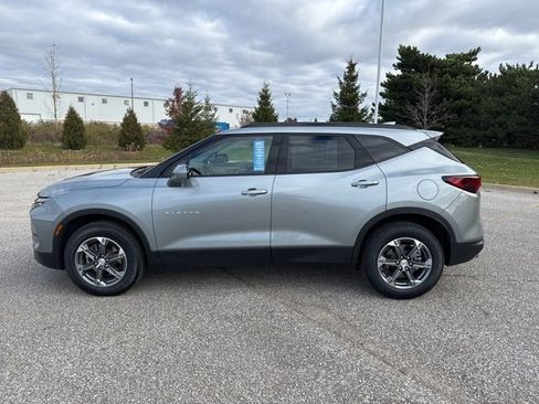Certified 2024 Chevrolet Blazer LT w/ Convenience Package image 8
