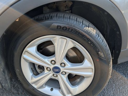 Used 2014 Ford Escape SE w/ Equipment Group 201A FWD image 15