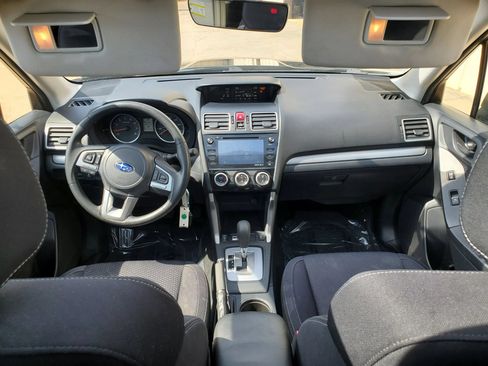 Used 2017 Subaru Forester 2.5i Premium w/ All-Weather Package AWD/4WD image 31