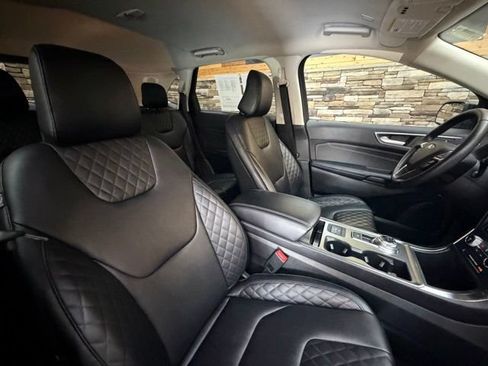 Used 2023 Ford Edge Titanium AWD/4WD image 18