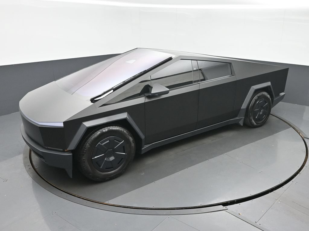 Used 2025 Tesla Cybertruck AWD Crew Cab image 14
