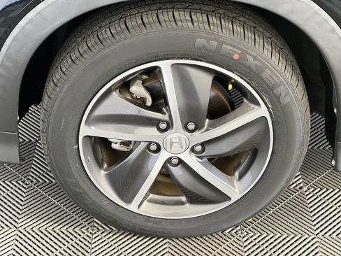 Used 2022 Honda HR-V EX image 11