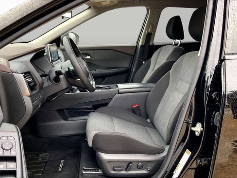 Used 2022 Nissan Rogue SV AWD/4WD image 8