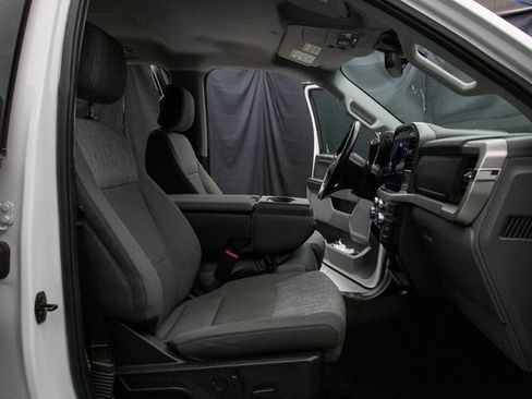 Used 2022 Ford F150 XLT w/ Equipment Group 302A High image 17