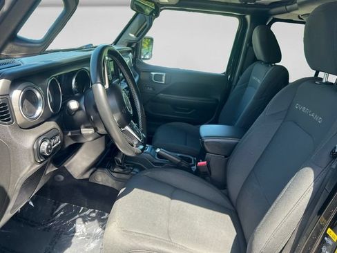 Used 2021 Jeep Gladiator Overland AWD/4WD image 10