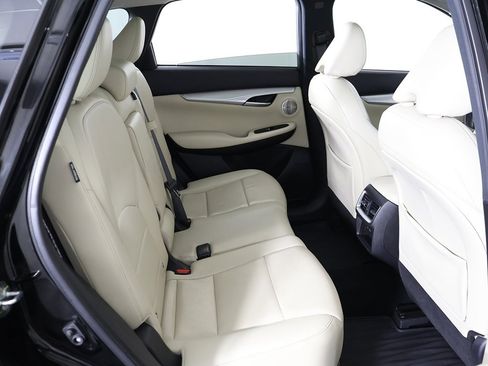 Used 2022 INFINITI QX50 Essential image 40