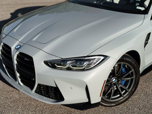Used 2024 BMW M4 image 15