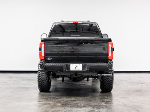 Used 2026 Ford F250 Platinum AWD/4WD image 17
