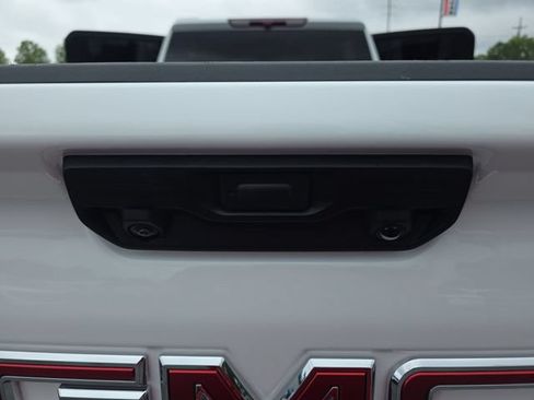 Used 2026 GMC Sierra 2500 Pro w/ Convenience Package AWD/4WD image 14