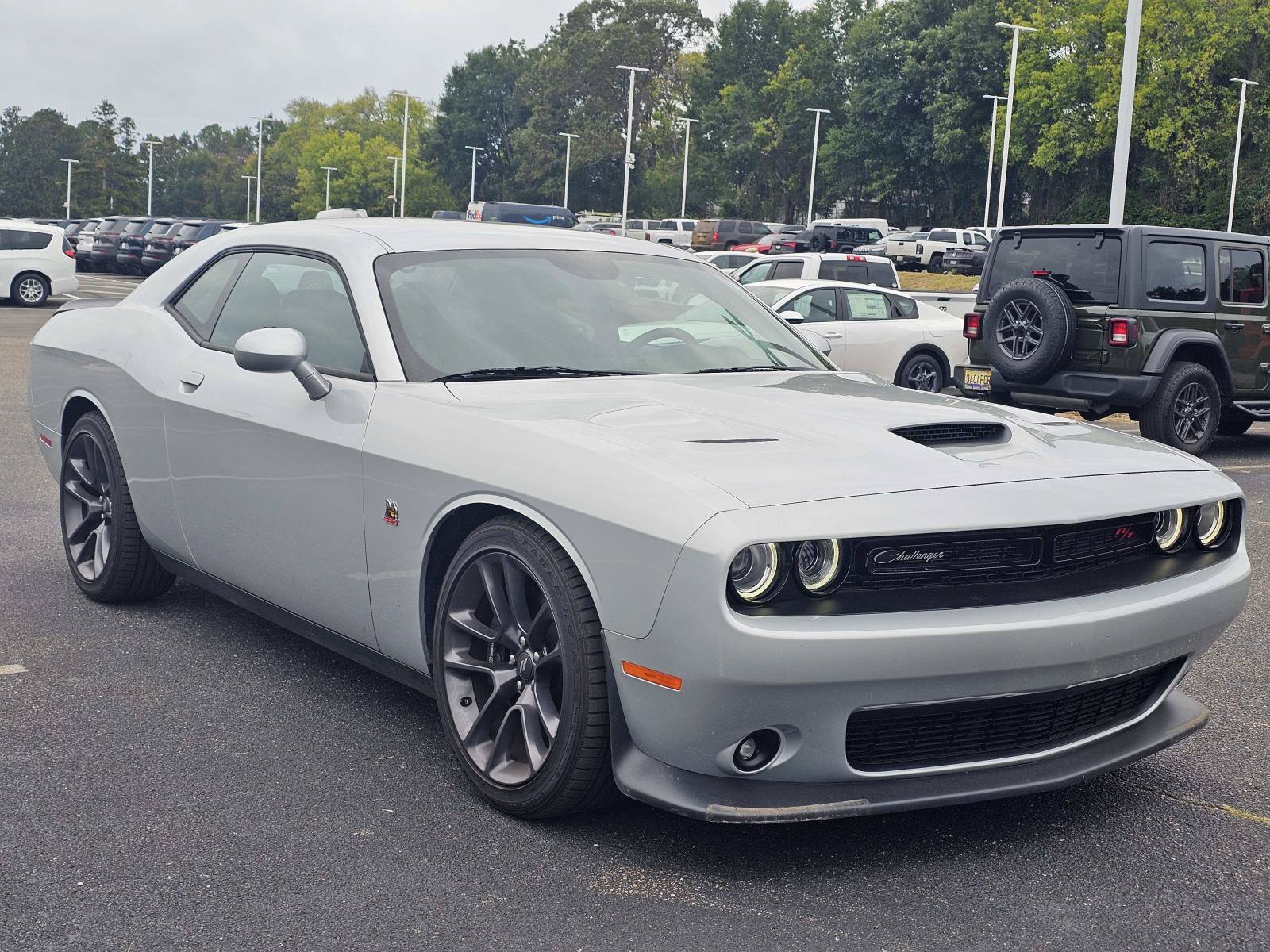 Used 2022 Dodge Challenger R/T Scat Pack RWD image 3