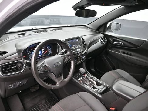 Used 2022 Chevrolet Equinox RS w/ LPO, Cargo Package AWD/4WD image 11